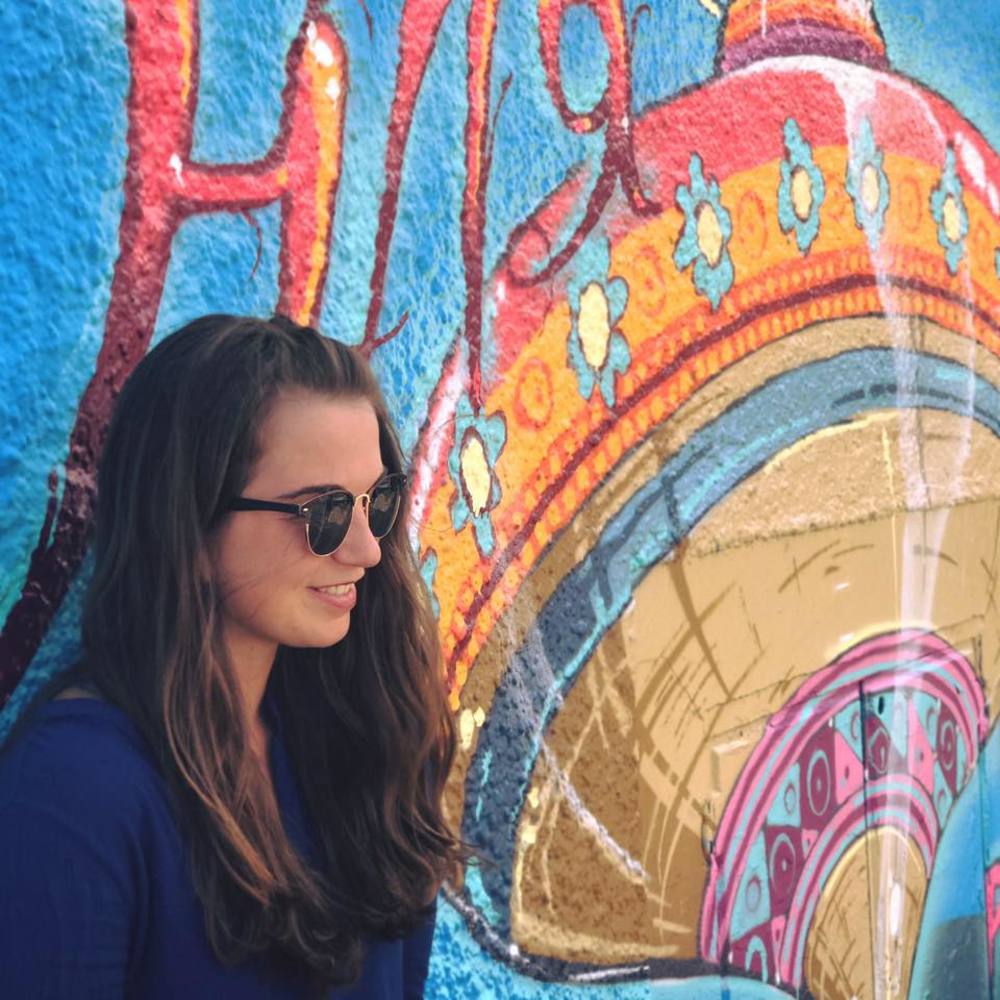 Meet your Posher, Courtney